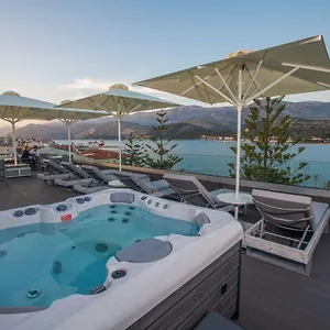 Mouikis Hotel